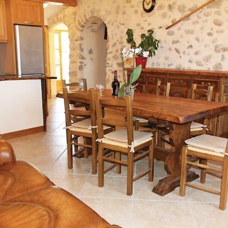2 Bedroom Awesome Home In Sigoyer Sigoyer  Екстериор снимка
