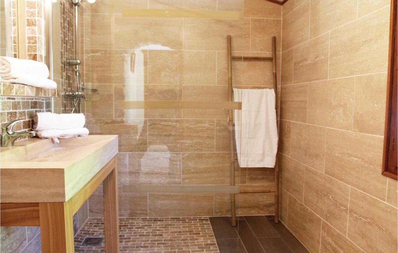 2 Bedroom Awesome Home In Sigoyer Sigoyer  Екстериор снимка