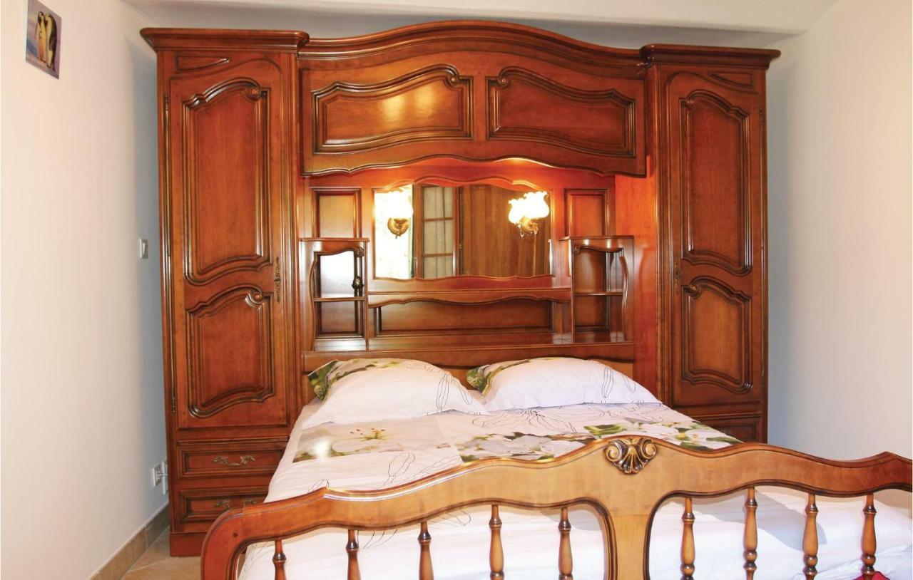 2 Bedroom Awesome Home In Sigoyer Sigoyer  Екстериор снимка