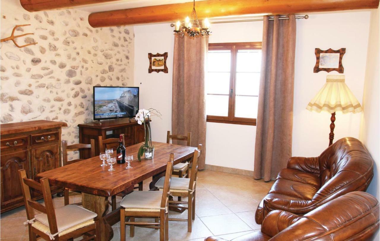 2 Bedroom Awesome Home In Sigoyer Sigoyer  Екстериор снимка